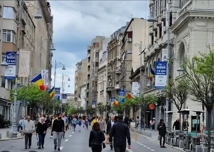 V25appartments Elegant Апартаменти